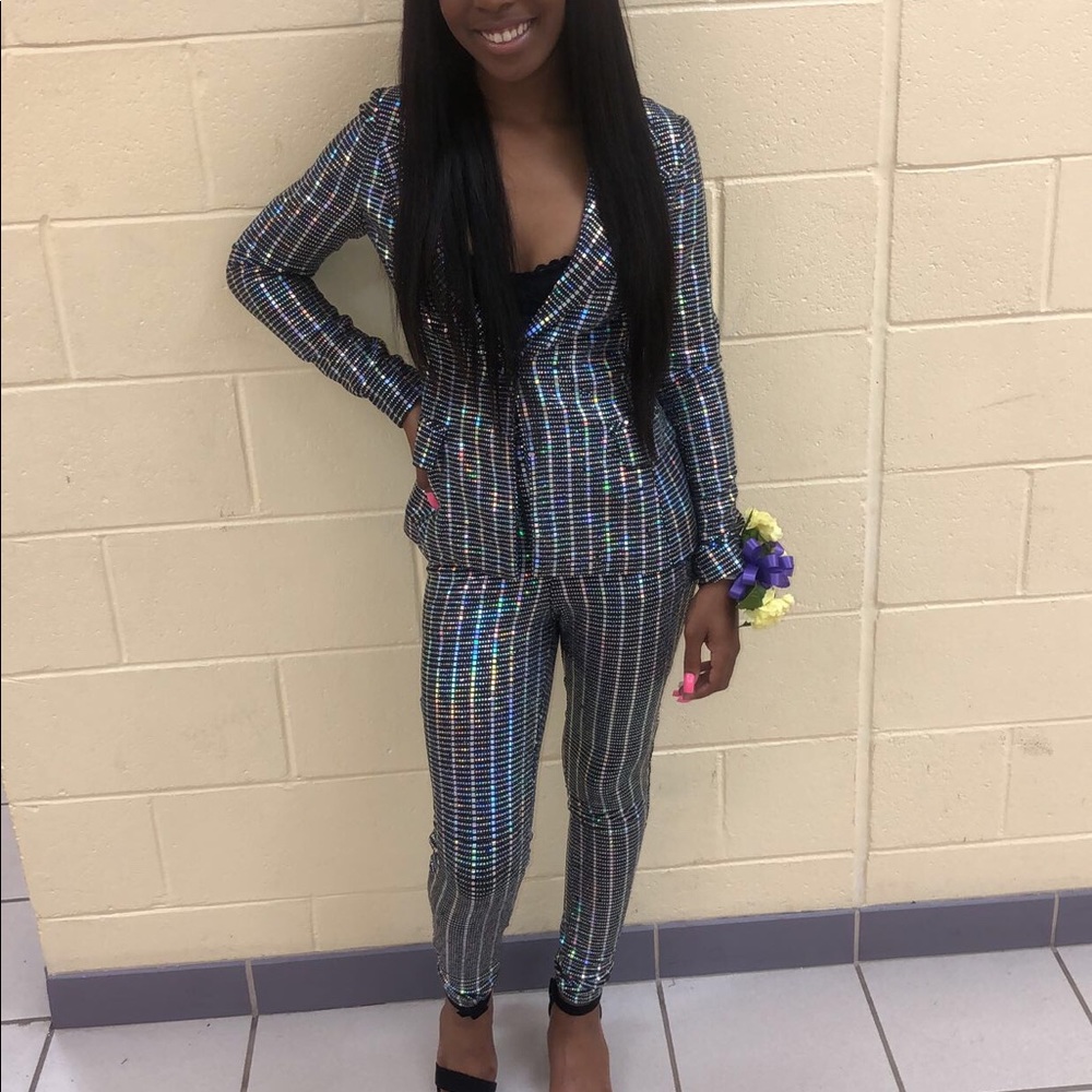 Two Piece Set